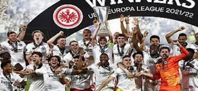 UEFA Avrupa Ligi'nde şampiyon penaltılarda Rangers'ı mağlup eden Eintracht Frankfurt oldu
