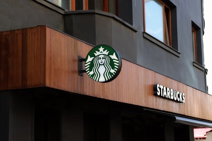Starbucks, Rusya’daki tüm şubelerini kapatıyor
