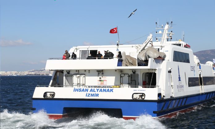 İzmir’den Yunan adasına deniz seferleri başlıyor