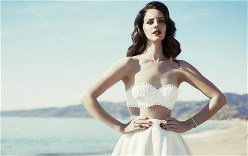 İşte Lana Del Rey'in beklenen şarkısı