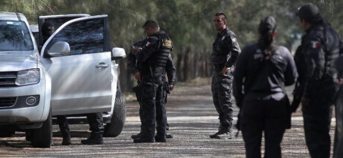 Meksika’da çıkan çatışmada 4’ü polis 12 kişi öldü