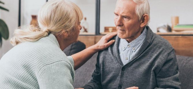 Uzmanlar uyarıyor: Bu davranış değişiklikleri Alzheimer belirtisi olabilir