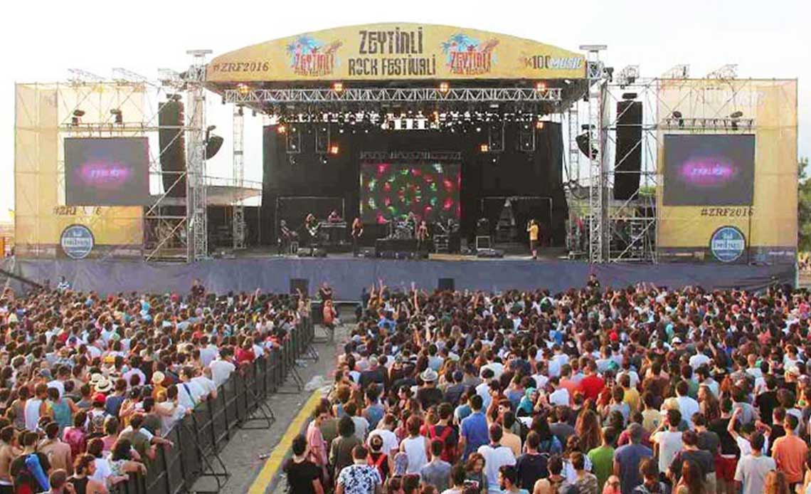 Burhaniye kaymakamı, Zeytinli Rock Festivali’ne izin vermedi