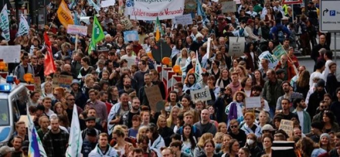 Almanya’da iklim protestosu