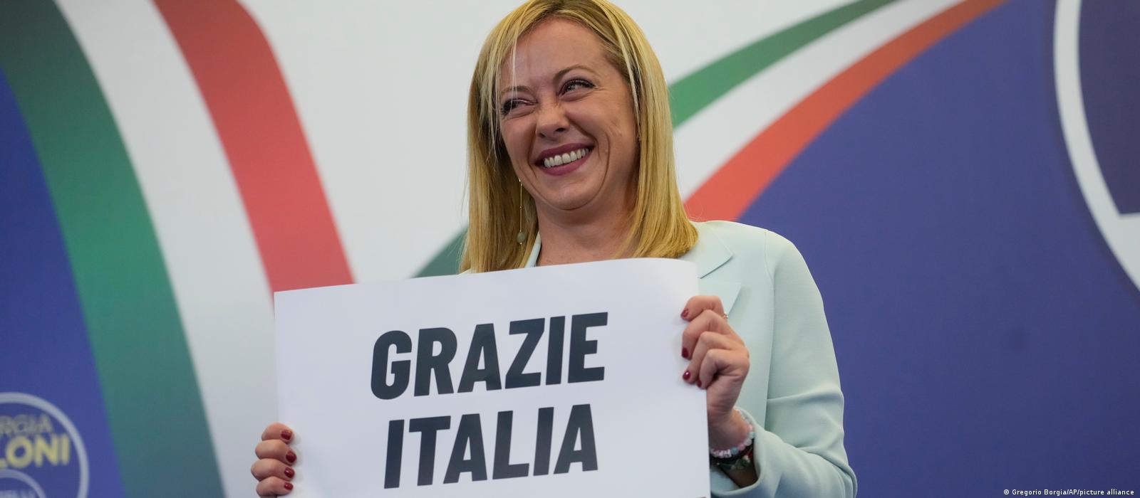 İtalya'da seçimi aşırı sağ ittifak kazandı