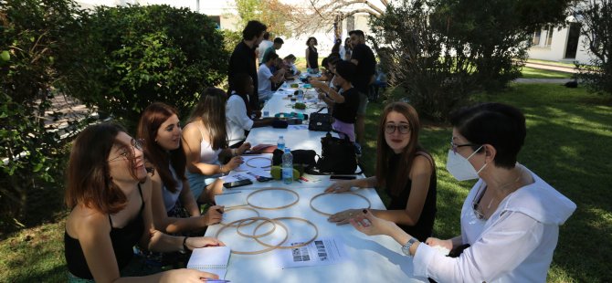 LAÜ Mimarlık ve Tasarım Fakültesi yeni öğrencilerine “Deneysel Tasarım” atölye çalışması düzenledi