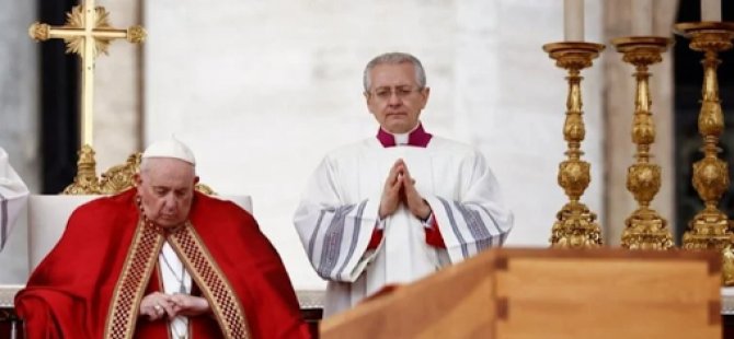 Eski Papa 16. Benedikt’in cenazesi liderleri buluşturdu