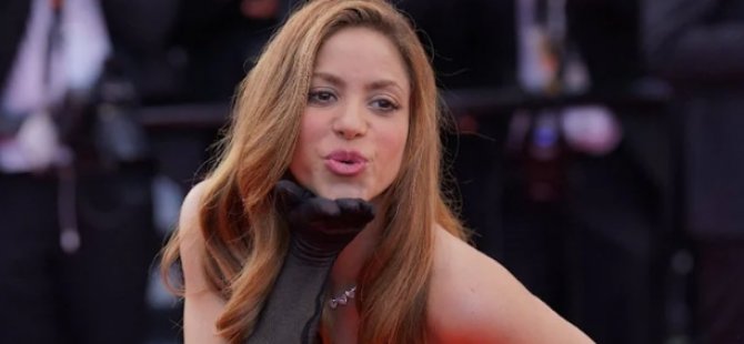 Shakira yeni şarkısında Gerard Pique ve yeni kız arkadaşını hedef alıyor