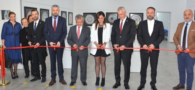 Circle of Life” sergisi Girne Üniversitesi Prof. Dr. İlkay Salihoğlu Cumhuriyet Salonu’nda açıldı