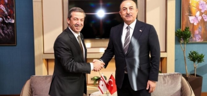 Dışişleri Bakanı Ertuğruloğlu, Özbekistan’ta Türkiye, Azerbaycan ve Pakistan Dışişleri Bakanları ile görüştü