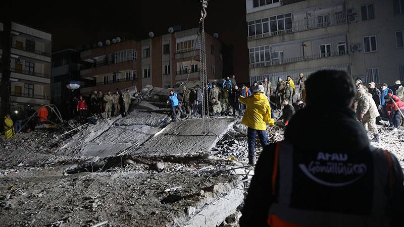 AFAD: Depremde yaşamını yitirenlerin sayısı 2316'ya yükseldi