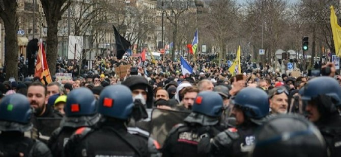 Fransa’da grevler öncesi uçuş önlemi