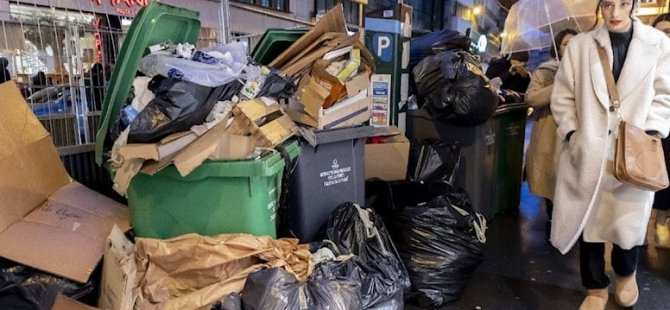 Fransa’da grevin etkisi: Sokaklarda tonlarca çöp birikti