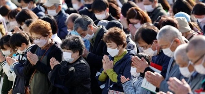 Japonya, deprem ve tsunami kurbanlarını andı