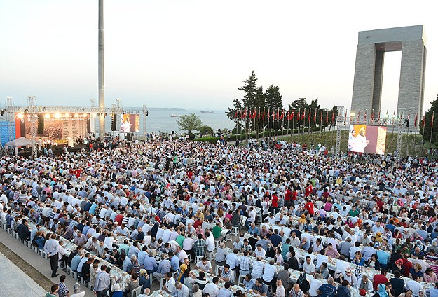 Gelibolu'da "Şehitlik" iftarı