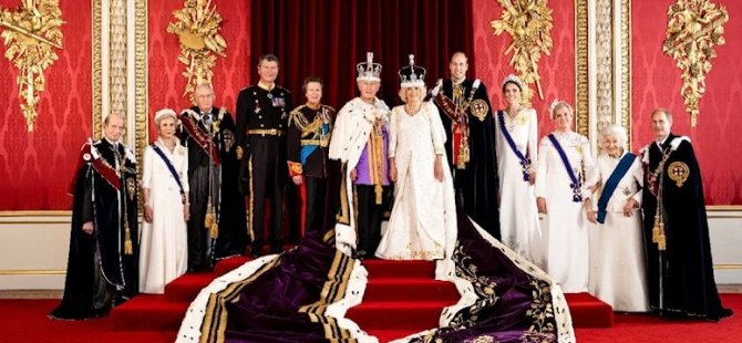 Kral Charles’ın aile fotoğrafında dikkat çeken detaylar: Oğlu ve ağabeyi yok, sağ kolu ise…