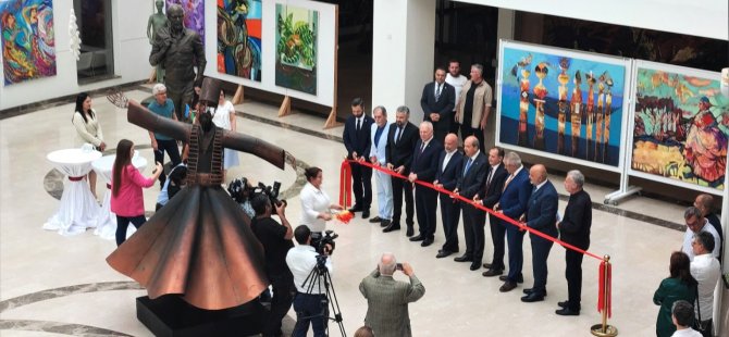“Azerbaycan Bağımsızlık Günü Sergisi”, Yakın Doğu Üniversitesi Hastanesi Sergi Salonu’nda açıldı