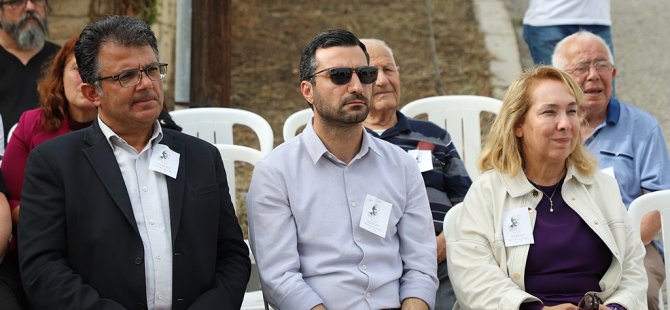 Akansoy, Mehmet Zeka Bey’in anma törenine katıldı