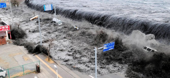 İklim değişikliği Antarktika'da dev tsunamilere neden olabilir