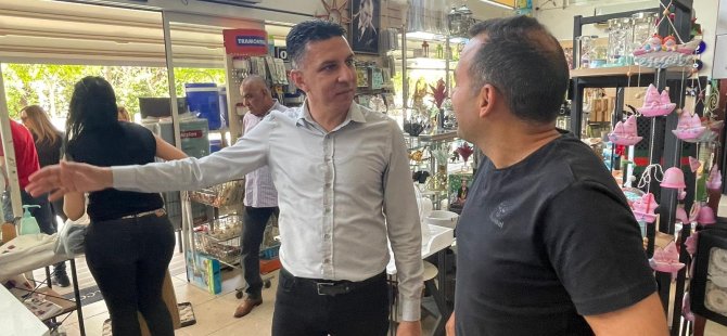 Amcaoğlu, Belediye Bulvarı’ndaki mağazaları gezdi, talepleri dinledi 