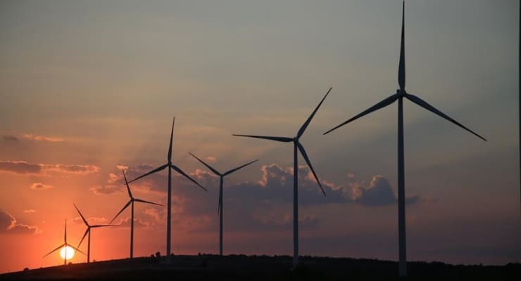 AB’de yenilenebilir kaynaklar ilk kez fosil yakıtlardan fazla enerji üretti