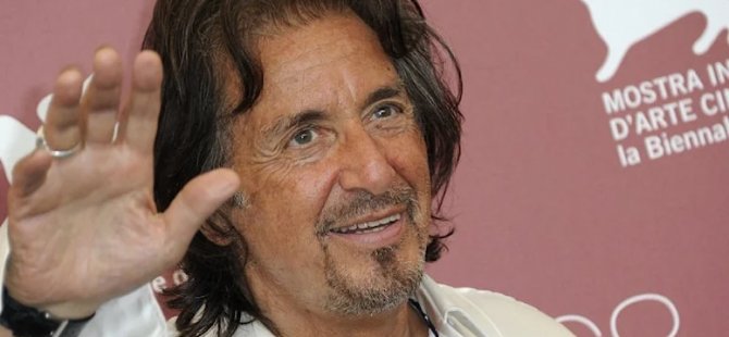 Ünlü oyuncu Al Pacino 83 yaşında baba oldu