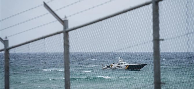 Kanarya Adaları'na giden botun batması sonucu 51 düzensiz göçmen öldü