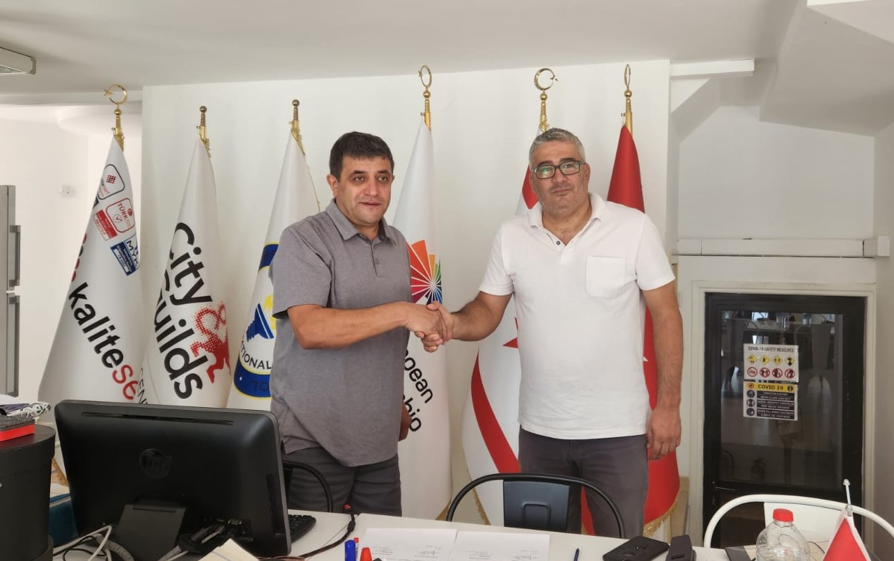 Basketbolda ve Eğitimde ALÜ ile Larnaka Gençler Birliği işbirliği yapacak