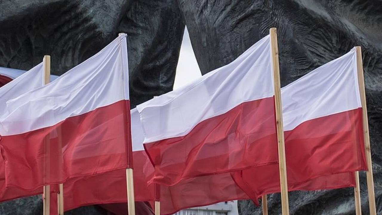 Polonya, Almanya'yı "iç işlerine karışmaya çalışmakla" suçladı