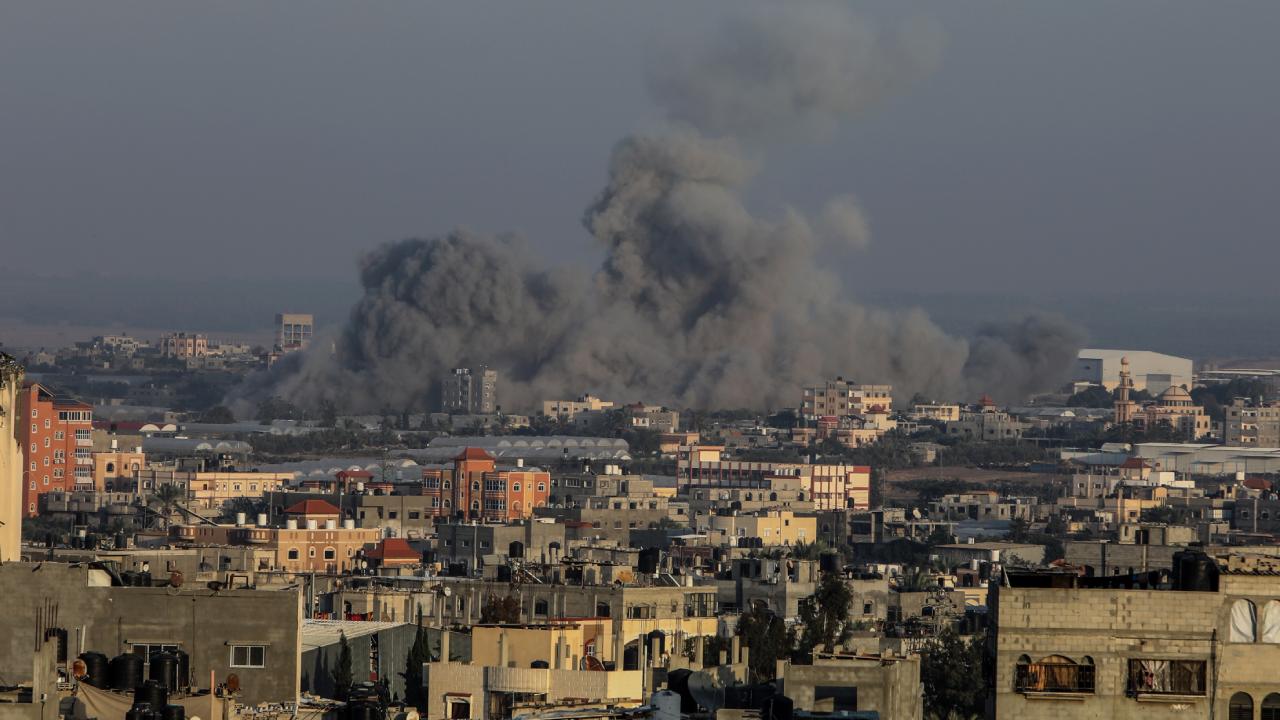 Gazze'ye 18 bin ton bomba atıldı, bu Hiroşima'ya atılanın bir buçuk katı