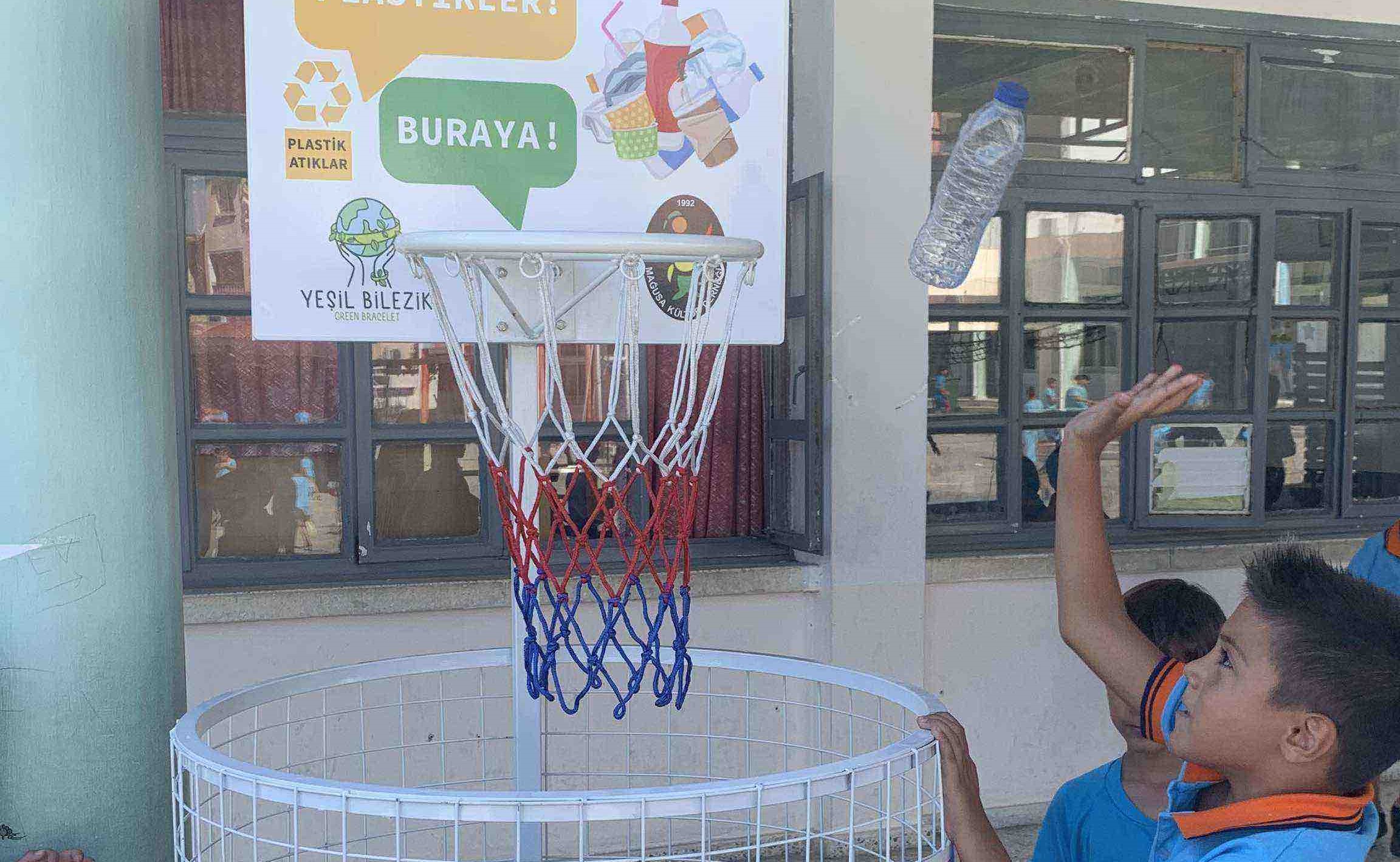 Basket potası şeklindeki atık ayrıştırma kutuları ilgi görüyor  ‘geri dönüştür, gezegeni değiştir’