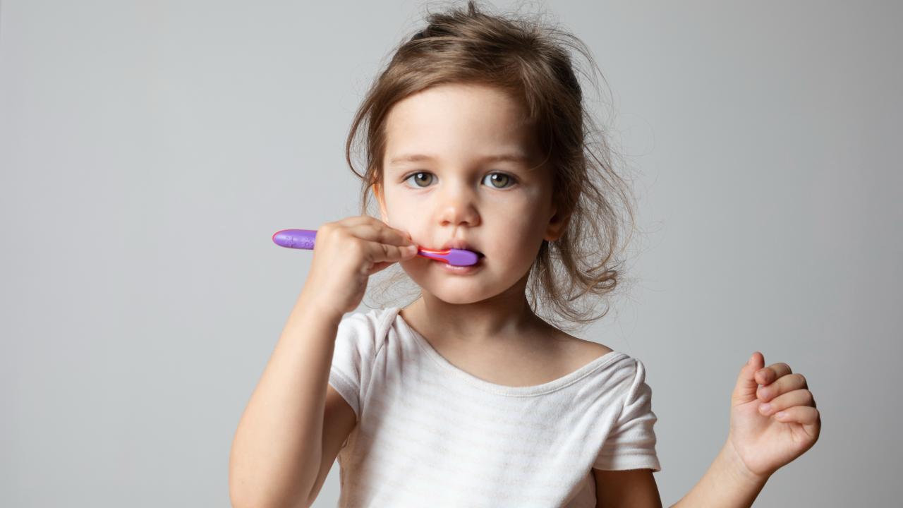 Sağlıklı dişlerin temeli çocuklukta atılıyor