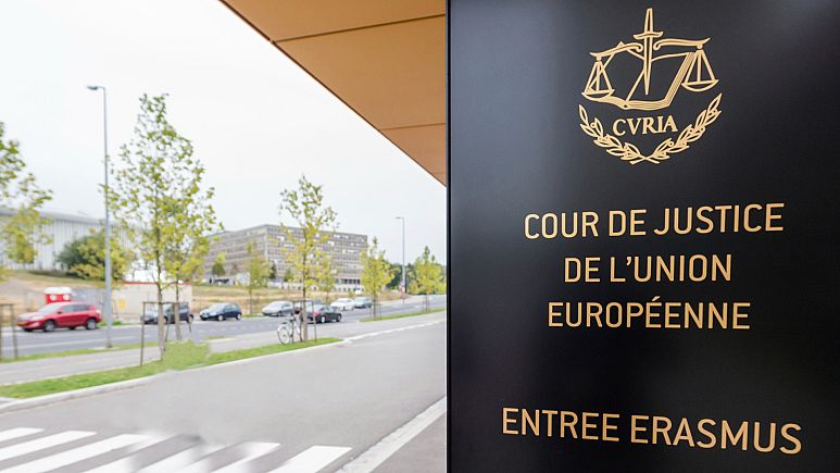 Avrupa Adalet Divanı: AB'de kamu kurumları başörtüsü yasağı uygulayabilir