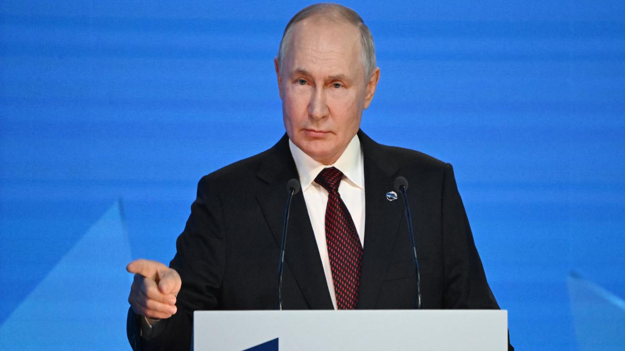 Putin'den "dost olmayan ülkeler" ile vergi anlaşmalarını kısmen iptal eden yasaya onay