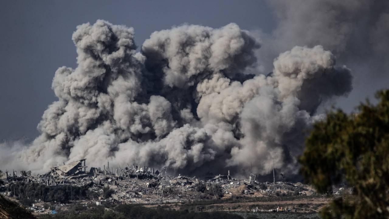 Gazze'de can kaybı 20 bin 674'e yükseldi