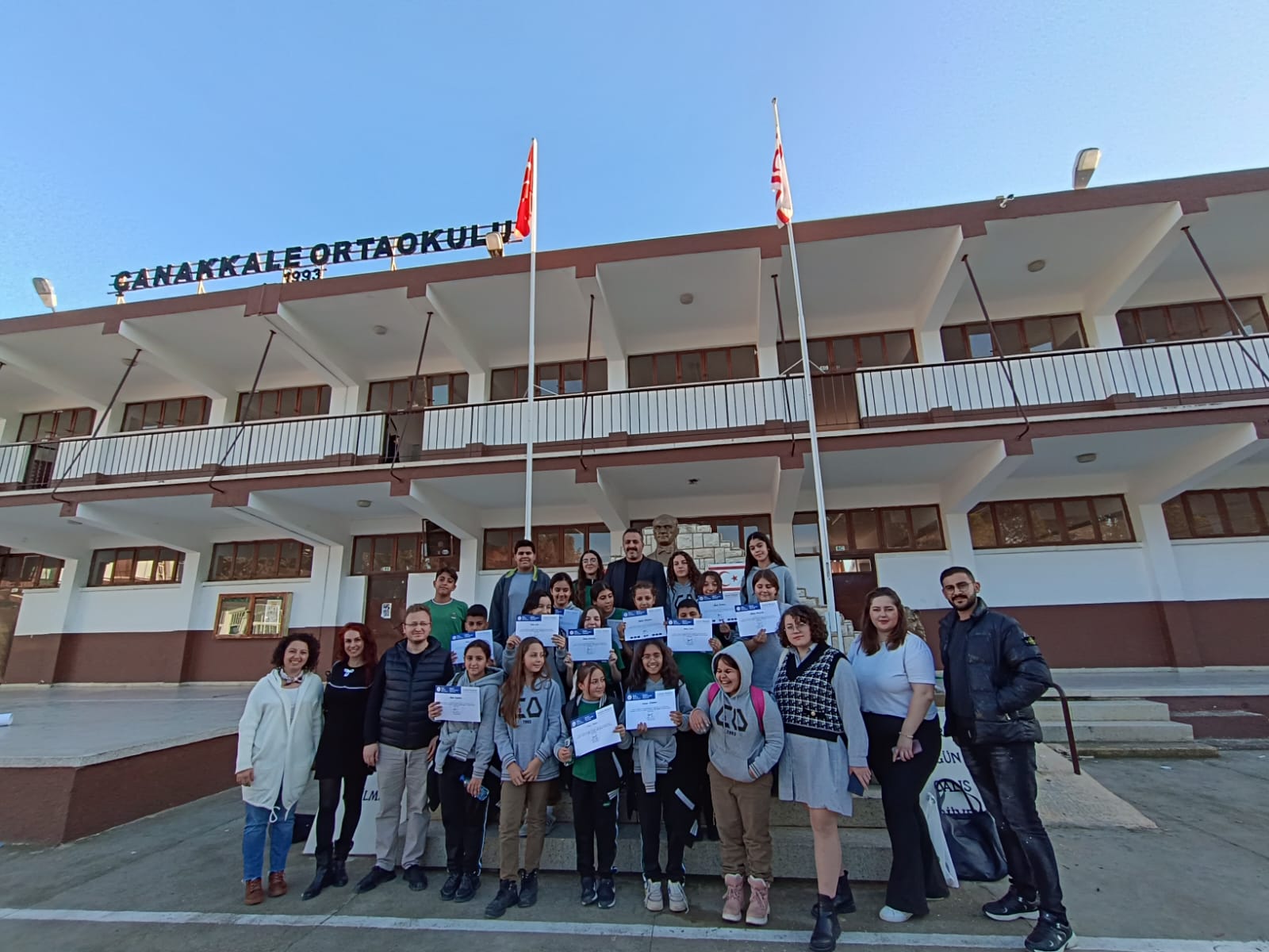 DAÜ Girişimcilik Kulübü, Çanakkale Ortaokulu İş Birliğiyle Öğrencilere Girişimcilik Atölyesi Düzenledi