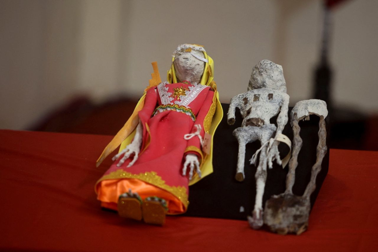 Önce Meksika, şimdi Peru: Bilim insanları 'uzaylı mumyaları' inceledi