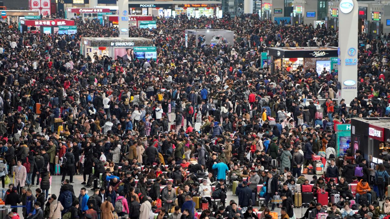 Çin'in nüfusu 2 milyon azalarak 1 milyar 409 milyona düştü