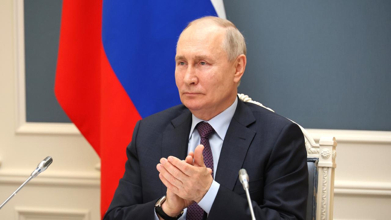 Putin'in devlet başkanlığı seçimindeki adaylığı Rusya Merkez Seçim Komisyonunca onaylandı