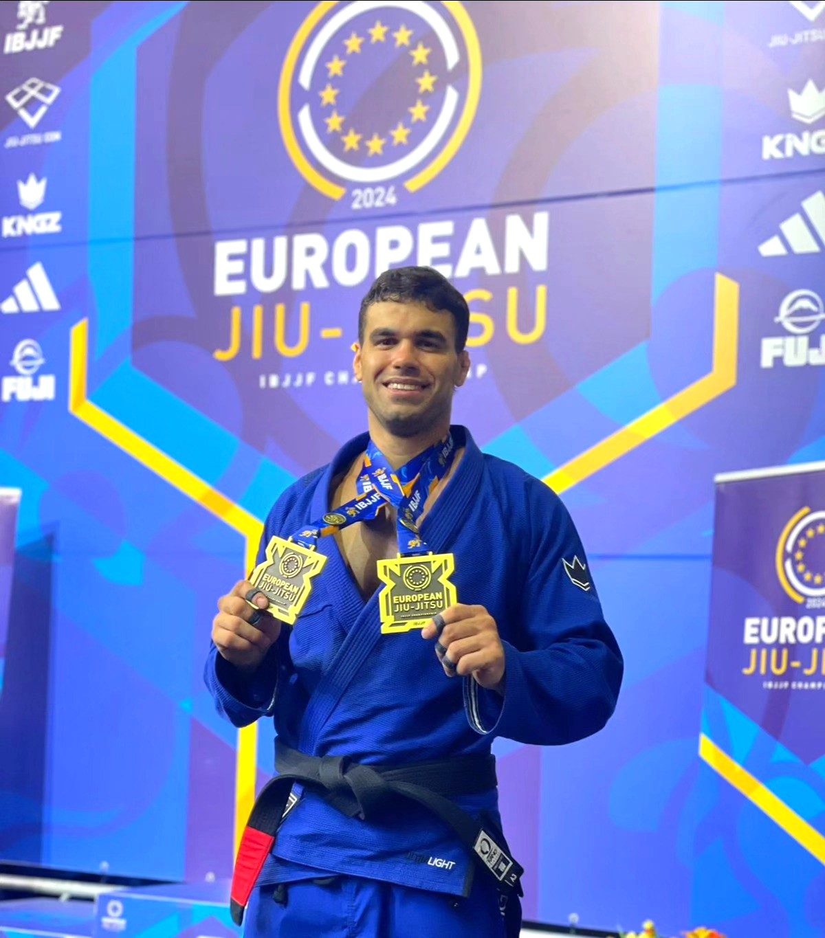 Yakın Doğu Üniversitesi Antrenörü Avrupa Şampiyonasında Başarı Kazandı