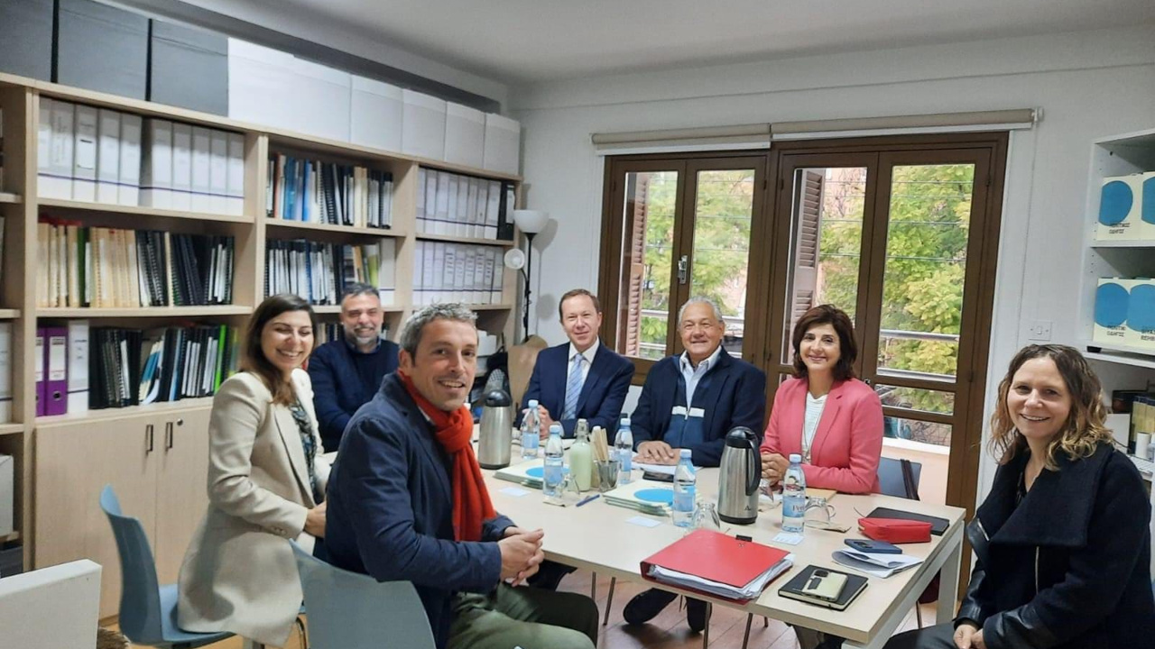 Holguín  Cuéllar, Kıbrıs Diyalog Forumu temsilcileri ile bir araya geldi