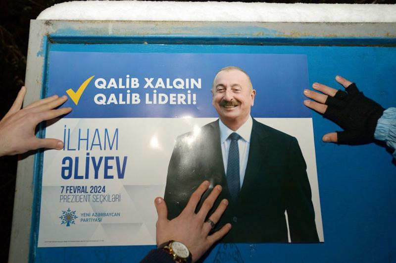 Azerbaycan sandık başında: İlham Aliyev 'Galip Halkın Galip Lideri' sloganıyla beşinci dönemine hazırlanıyor