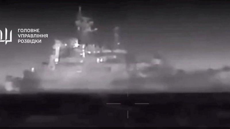 Ukrayna, Rus çıkarma gemisi Sezar Kunikov'u Kırım açıklarında batırdığını açıkladı