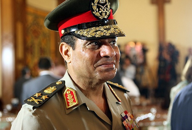 Der Spiegel: "General Sisi firavun olma yolunda"