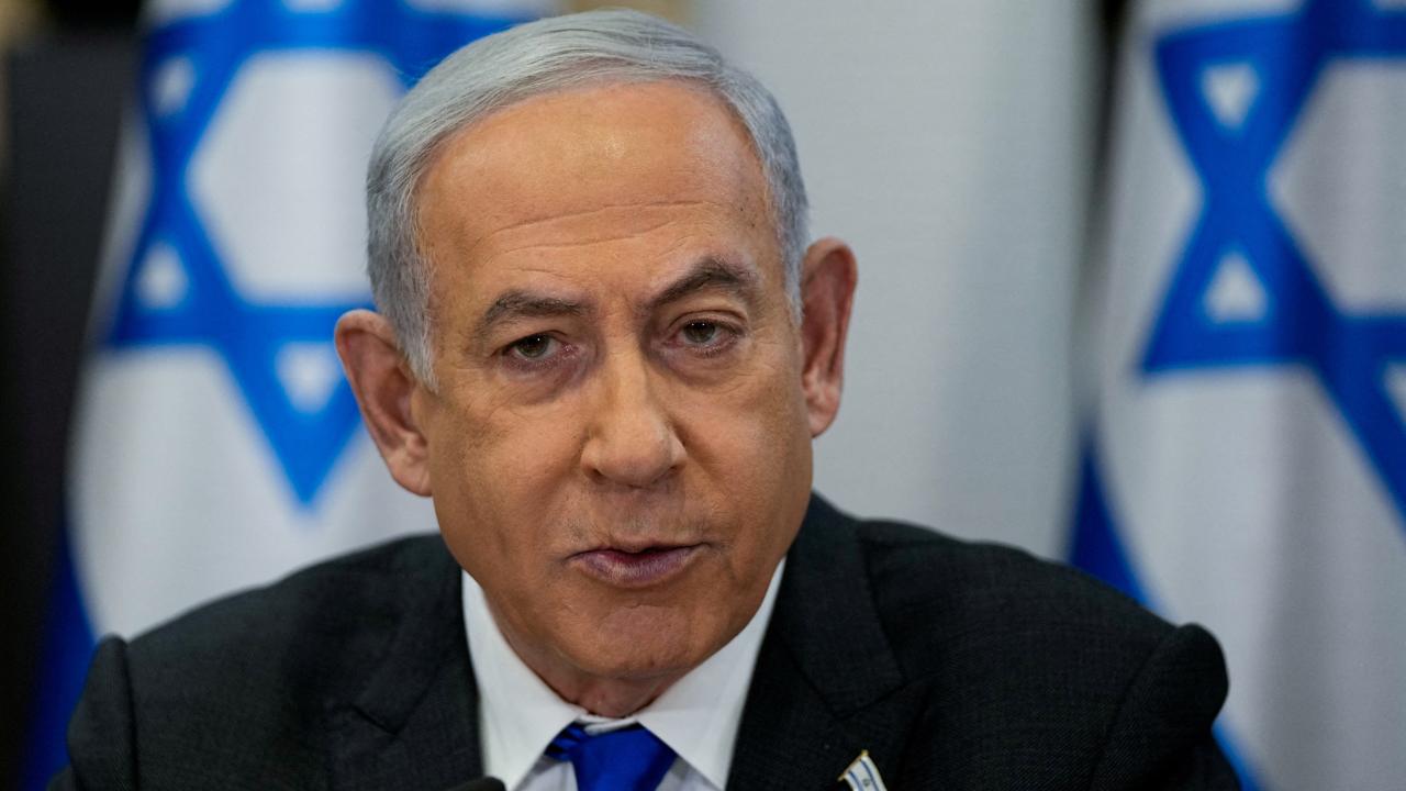 İsrail Başbakanı Netanyahu'nun "grip bahanesiyle" hükümet toplantılarına katılmadığı iddiası
