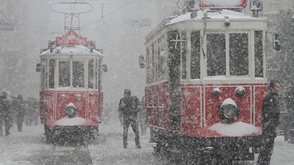 Dikkat! İstanbul'a kar geliyor
