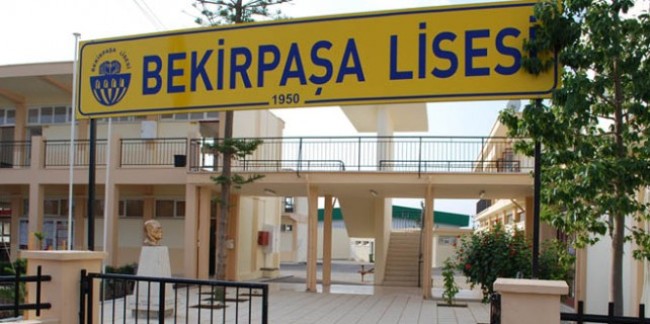 Bekirpaşa Lisesi'nde öğretmenlere hakaret.. Sendika basın açıklaması yapacak