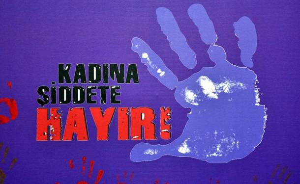 Türkiye'de her 3 kadından 1'i şiddet görüyor