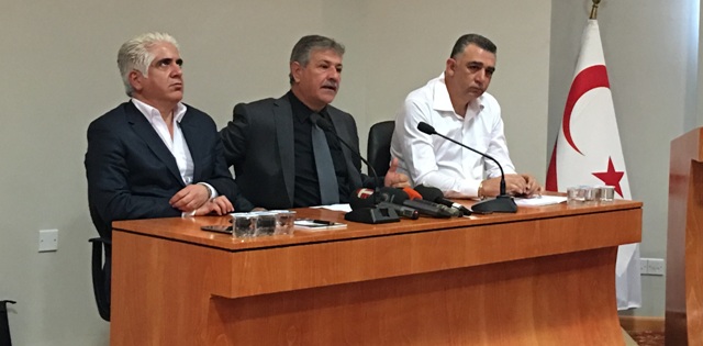 Kıbrıs Türk İnşaat Müteahhitleri Birliği basın toplantısı düzenledi..