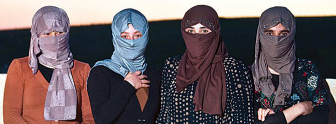 IŞİD gerçeği: Bir kadını 8 kişiye satıp 100 kere tecavüz ettiler